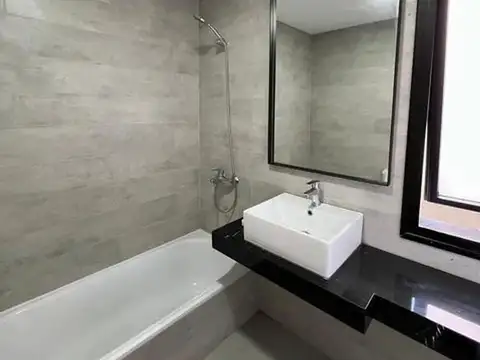 Ramirez De Velasco 300
