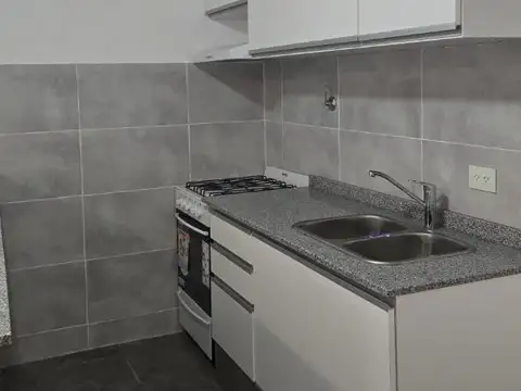 Casa en Alquiler con 1 cochera