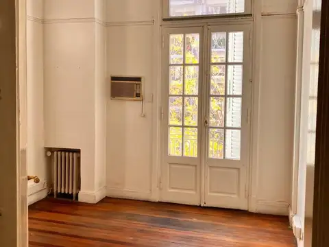 Departamento en Alquiler 80 años