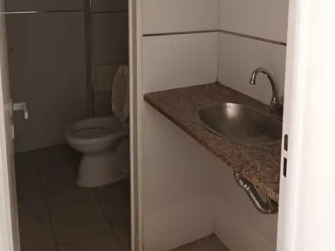 Local en Alquiler en Centro, $ 600.000