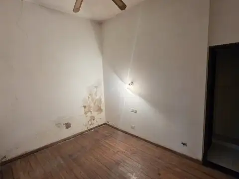 OPORTUNINDAD   CASA A LA VENTA EN EL CENTRO DE LIBERTAD, MERLO - BS.AS. - CON FACILIDADES