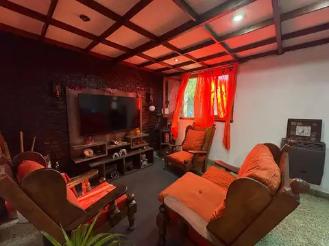 Casa en Venta en Villa Elisa, USD 84.000