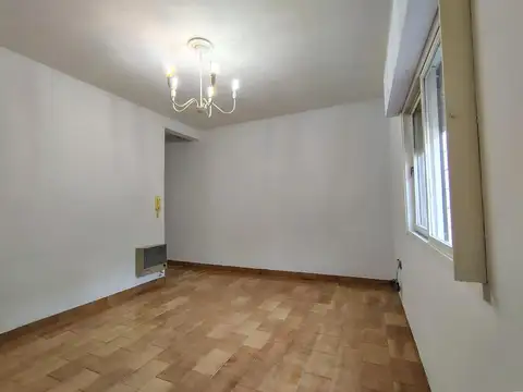 Depto Tipo Casa 2 ambientes con 1 baño