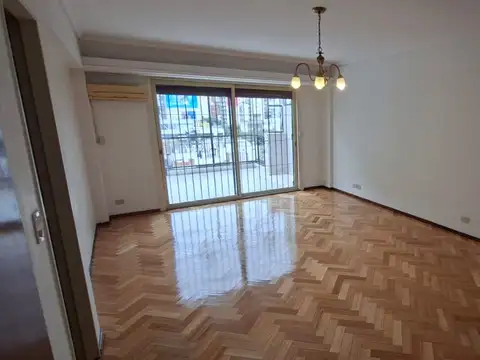 Departamento 5 ambientes con 1 baño