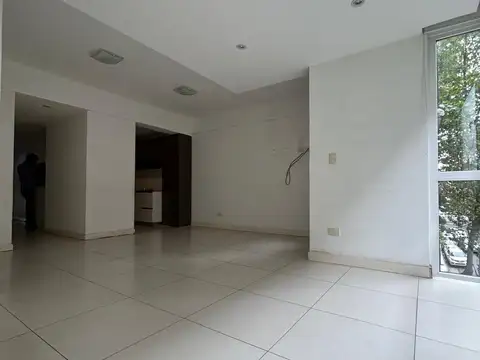 ALQUILO DEPARTAMENTO SIN MUEBLES TRES AMBIENTES CON COCHERA ZONA SHOPPING ALDREY