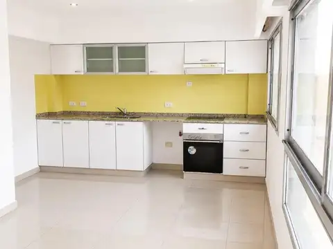 Departamento en Alquiler con 1 cochera