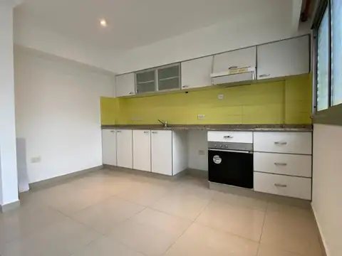Departamento en Alquiler en Castelar Sur, $ 450.000