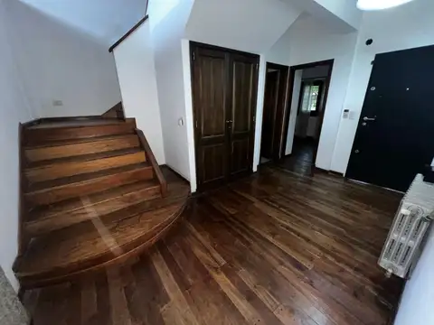 Casa en Venta en Adrogue, USD 400.000