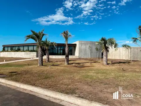 VIDA CLUB DE CAMPO FUNES