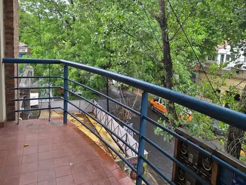 Hipolito Yrigoyen al 2100