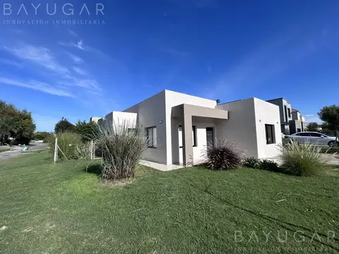 Venta Casa - Barrio Privado Los Arces / Pilar -  CON RENTA