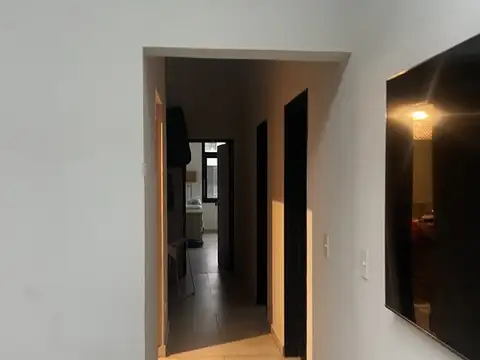 Casa en Alquiler con 3 cocheras