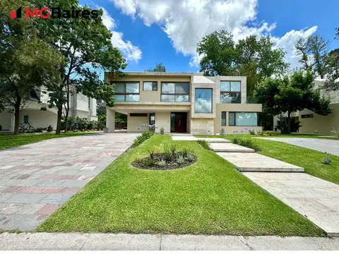 St. Thomas ESTE Canning