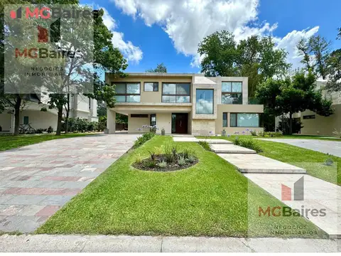 Casa en Venta de 5 dormitorios