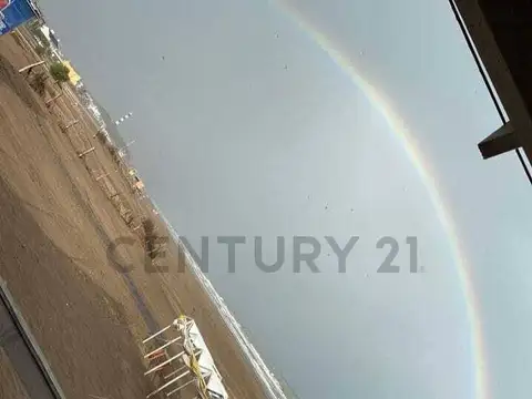 25 esquina 30 , Piso 0