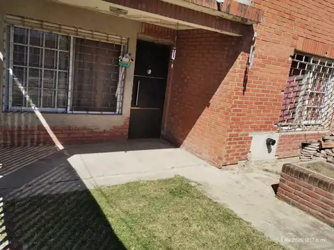 Depto Tipo Casa en Venta 41 años