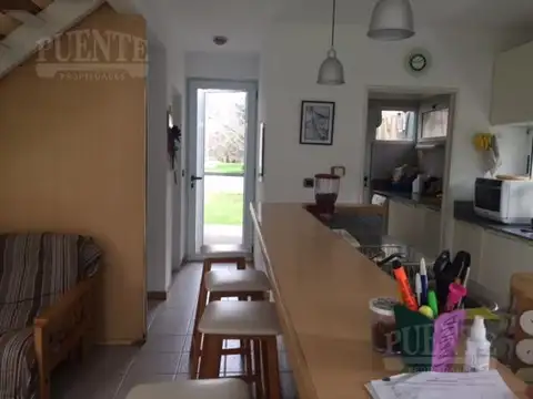 Casa 7 ambientes con 3 baños
