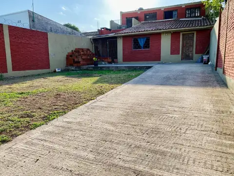 Av Alfredo Guzman 800