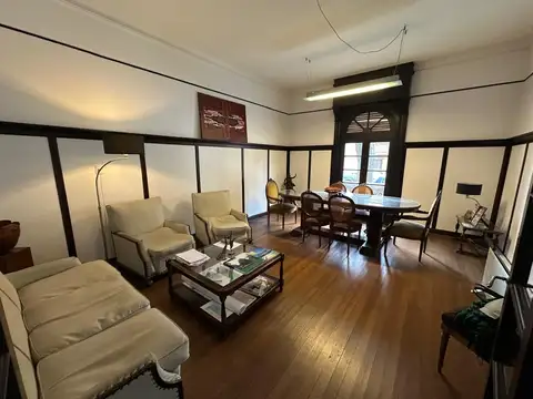 Alquiler de CASONA DE ESTILO para DESTINO COMERCIAL en La Plata