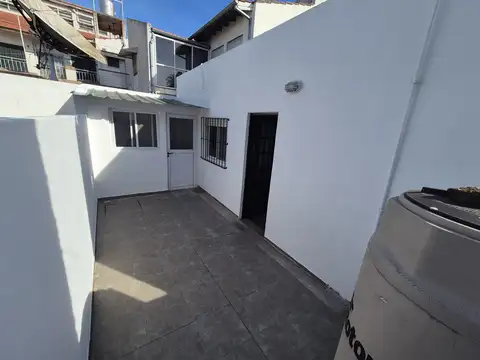 Depto Tipo Casa en Alquiler en Centro, $ 750.000