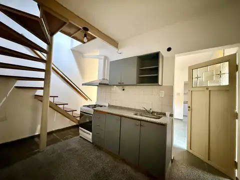 Casa en Alquiler con 1 cochera