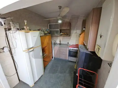 Depto Tipo Casa en Venta 60 años