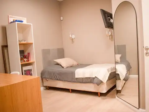 Venta Casa 5 Ambientes Carapachay con Terraza