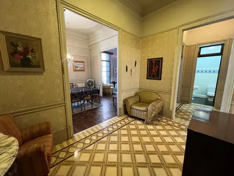 Departamento 6 ambientes con 2 baños