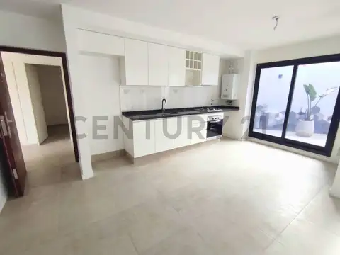 Salta 1800, Piso 1