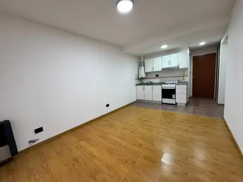 Departamento en Alquiler en Nuestra Señora De Lourdes, $ 400.000