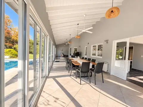 Casa en Alquiler de 4 dormitorios