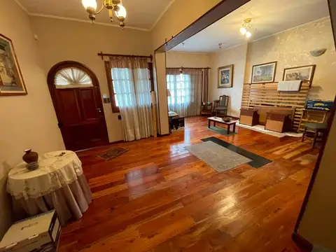 Casa en Alquiler de 4 dormitorios