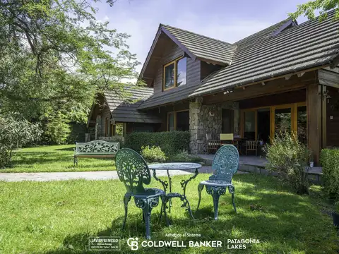 Casa en Venta con 1 cochera