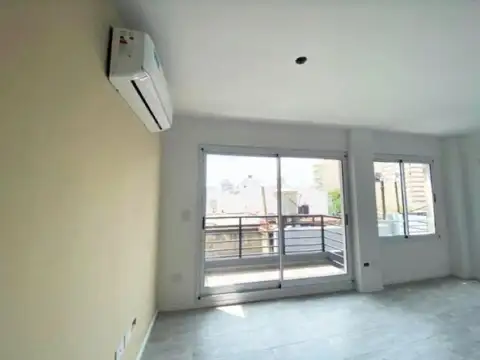 Av. San Juan 2400, Piso 5