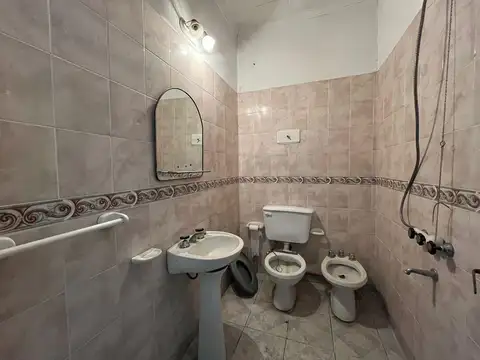 VENTA CASA 2 DORMITORIOS SAN LORENZO APTA CREDITO