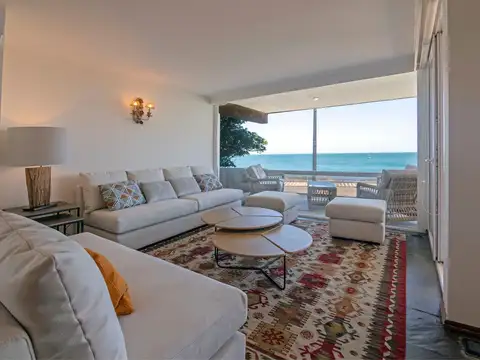 Casa en Alquiler de 3 dormitorios