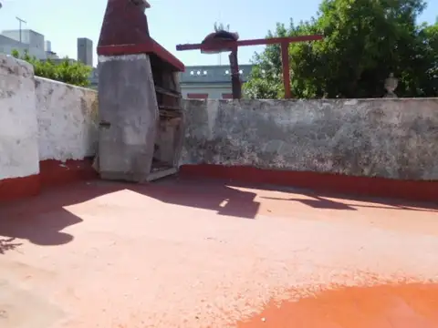 PH 3 AMBIENTES CON TERRAZA .FRENTE .1º PISO POR ESCALERA