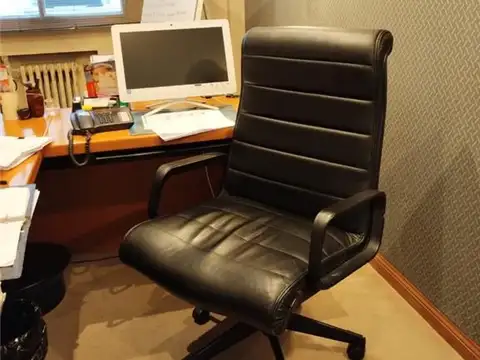 Oficina en Venta 80 años