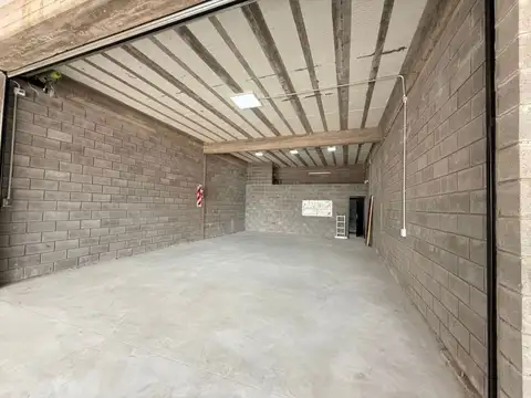 Galpon en Alquiler en San Nicolás, USD 2.400