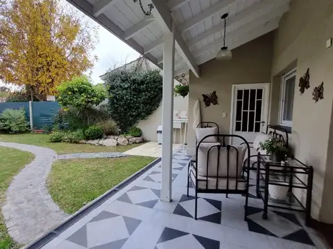 Casa en Venta en Hurlingham, USD 405.000