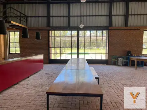 Casa 5 ambientes con 2 baños