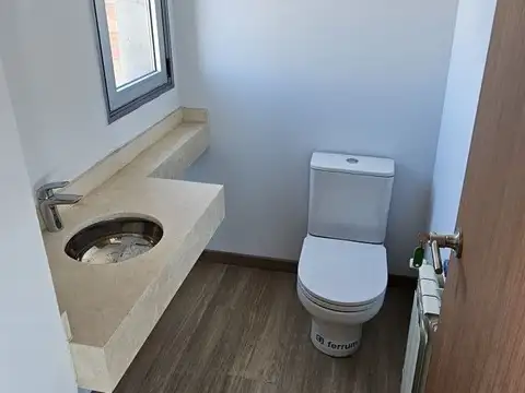 Departamento 3 ambientes con 3 baños