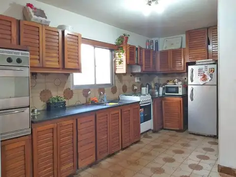 Casa en Venta en Parque San Martín, USD 160.000