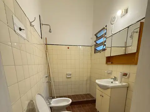 Depto Tipo Casa 2 ambientes con 1 baño