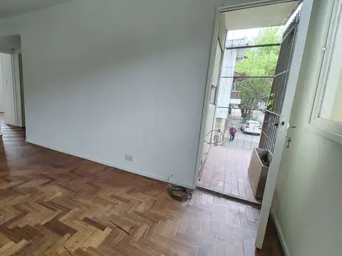 Valle Grande 1500, Piso 1