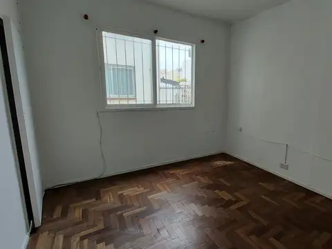 Venta Departamento 3ambientes con Balcón Valle Grande 1597 Florida