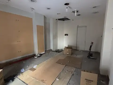 Tucumán 2500, Piso pb