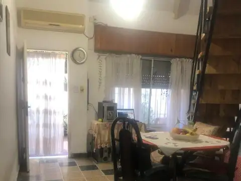 Depto Tipo Casa en Venta en Villa Ballester, USD 73.000