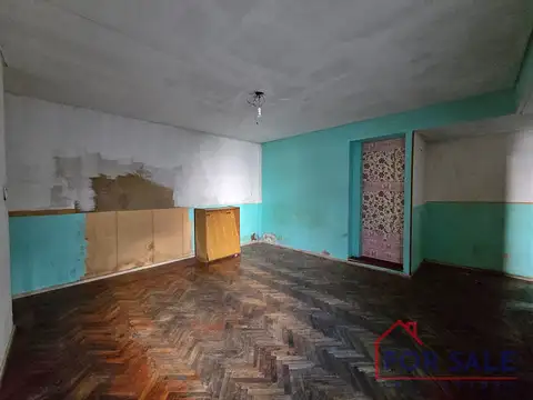Depto Tipo Casa en Venta 52 años