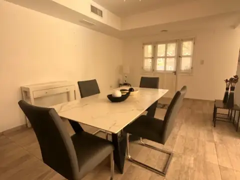 Casa en Alquiler en Los Rosales, USD 1.850